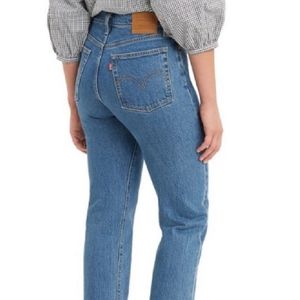 Levi's Premium Wedgie Straight Jeans